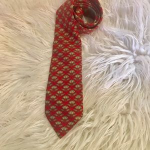 Men’s Hermès beach umbrella silk tie